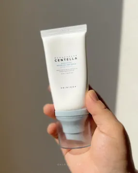 Skin1004 Madagascar Centella Hyalu-Cica Water-Fit Sun Serum