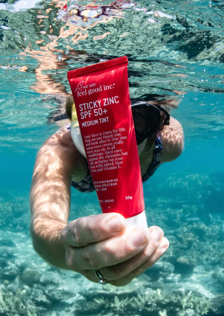 Sticky Zinc (Medium Tint)